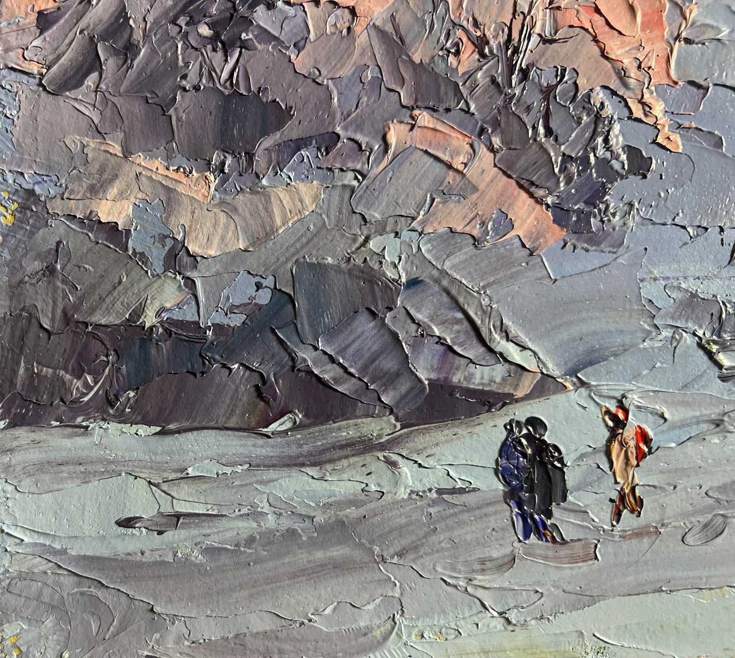 Oil painting Walking on a frosty day by Boris Serdyuk, textured figures in gray landscape