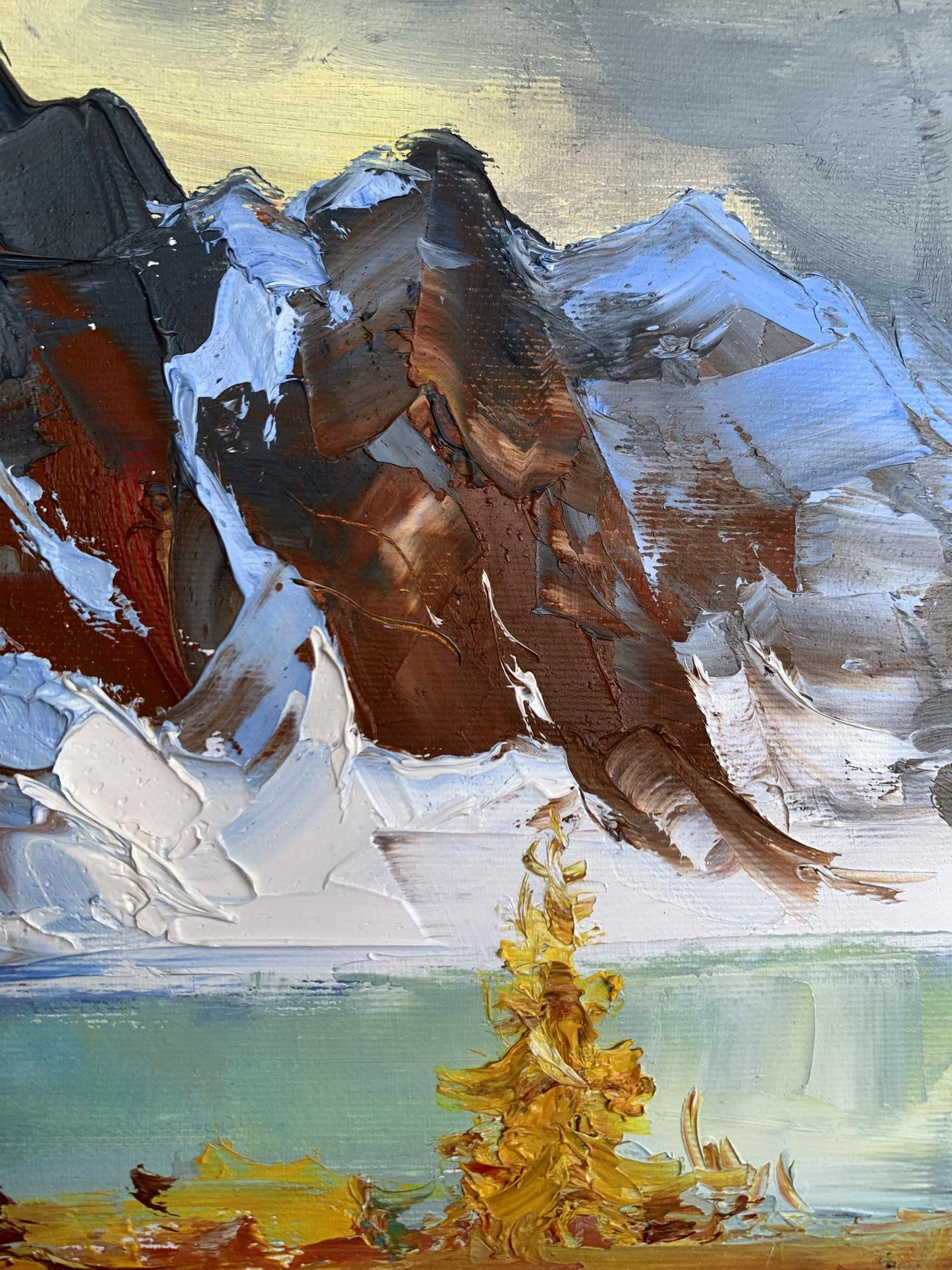 Impressionistic oil painting of huge mountains by Tatyana Derdey