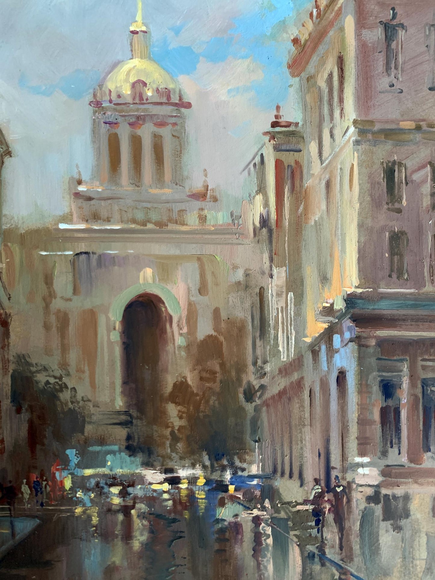 Oil painting of golden-domed City Hall by Yuriy Suprunchuk