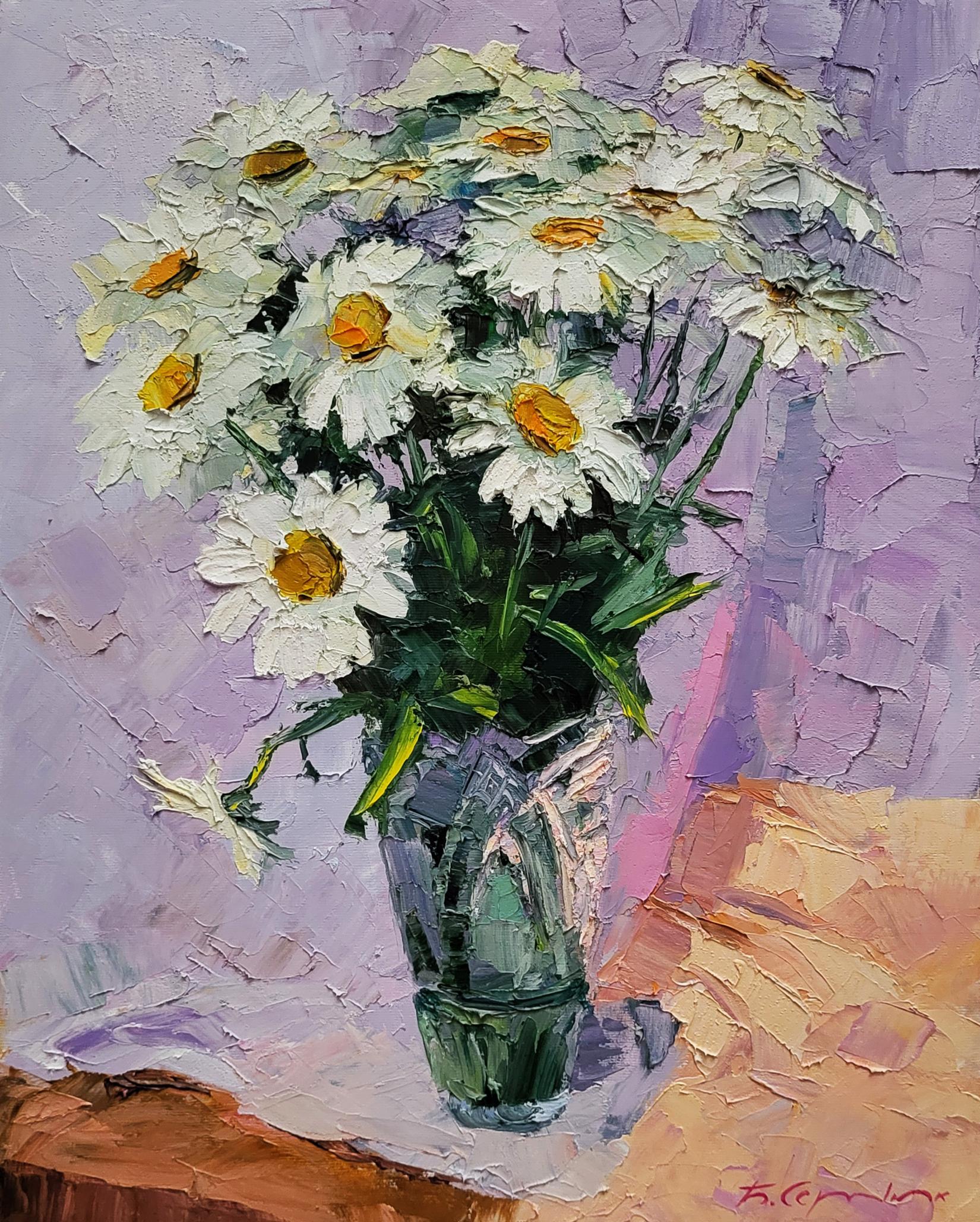 Oil painting of white daisies bouquet by Boris Serdyuk in green vase