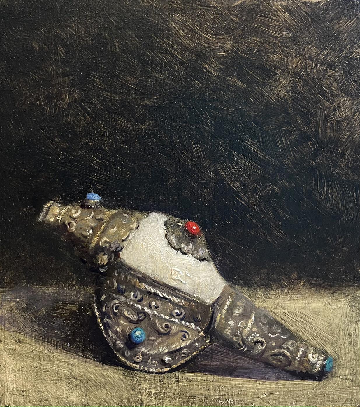 Silver ornate dagger sheath with flute shell in Annam Butt painting