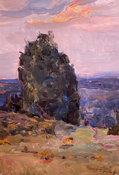 Oil painting Near the sea Leonid Chernov: textured gray rock against pink sky