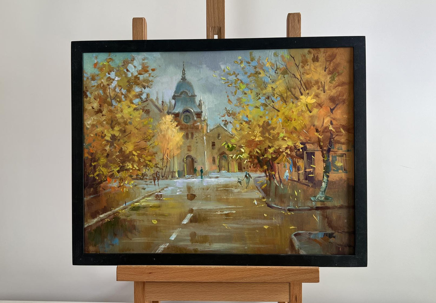 Oil painting Autumn in the heart of the city by Yuriy Suprunchuk