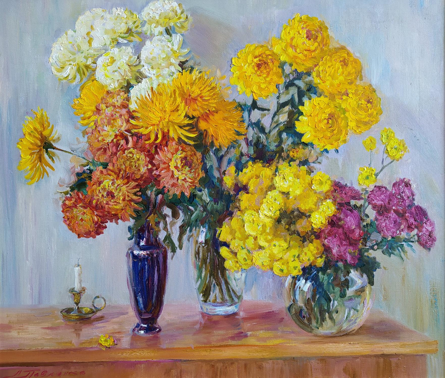 Oil painting of vibrant chrysanthemums in blue vase by Leonid Pavlenko