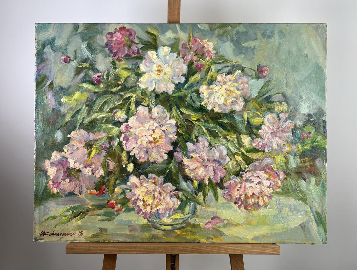 Oil painting Silent fragrance by Ivan Kovalenko: pink peonies bouquet