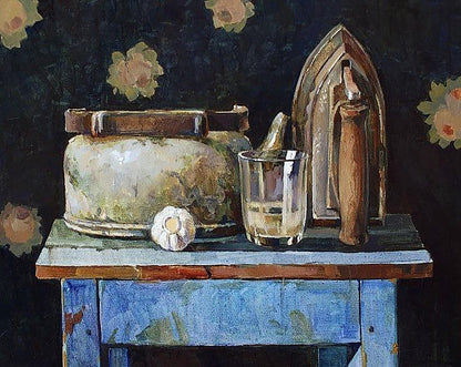 Oil painting of weathered silver kettle by Anastasia Yaroshevich