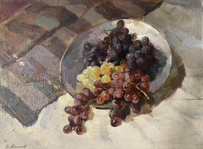 Oil painting Juicy grapes V. Tomov by b. still life