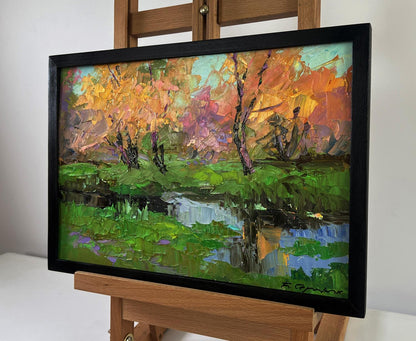 Oil painting Quiet autumn in the suns rays by Boris Serdyuk in black frame