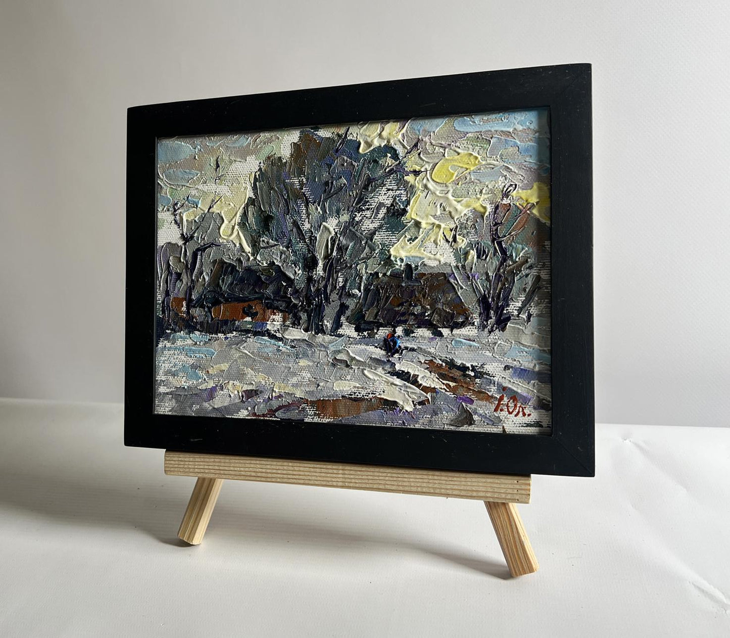 Oil painting Winter morning in the village by Oleksiy Ivanyuk snowy landscape