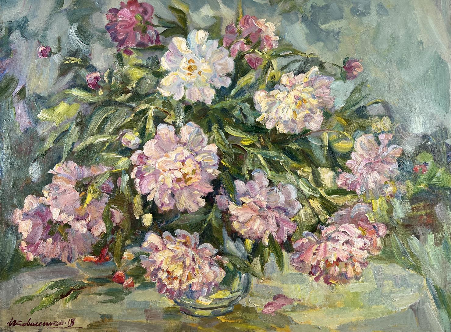 Oil painting Silent fragrance by Ivan Kovalenko: pink and white peonies bouquet