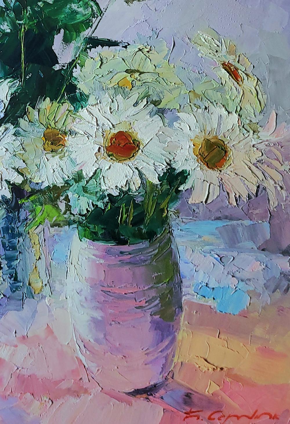 Vibrant impressionist oil painting of daisies and roses by Boris Serdyuk