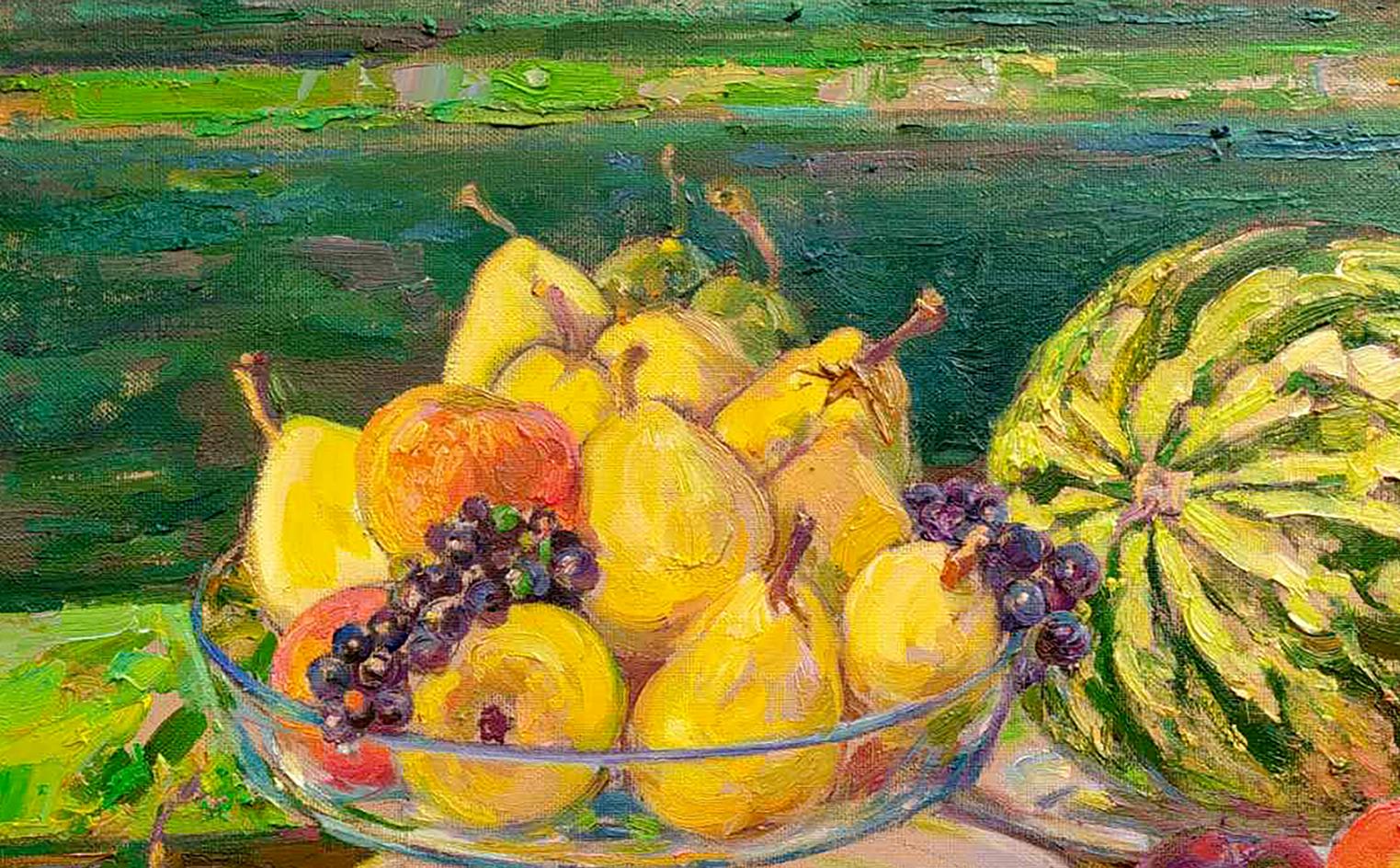 Oil painting Riches of August by Leonid Pavlenko: bowl of yellow pears, purple grapes, orange