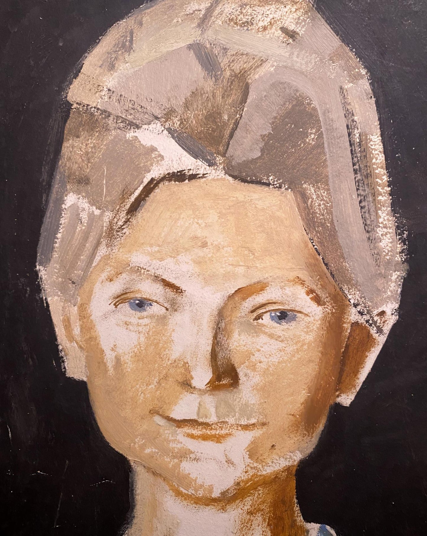 Textured oil painting of Moms portrait by Leonid Stil in earth tones