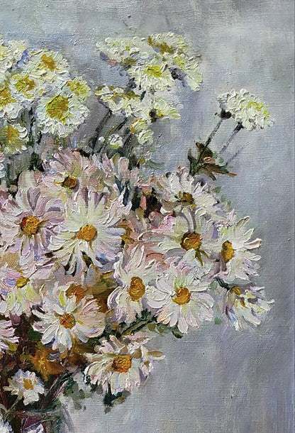 Oil painting of white daisy bouquet by Leonid Pavlenko
