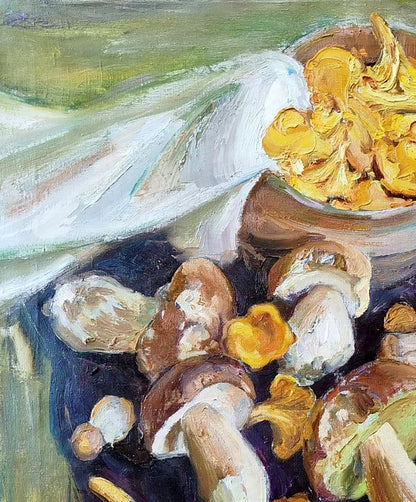 Oil painting by Leonid Pavlenko: rustic bowl overflowing with golden chanterelles