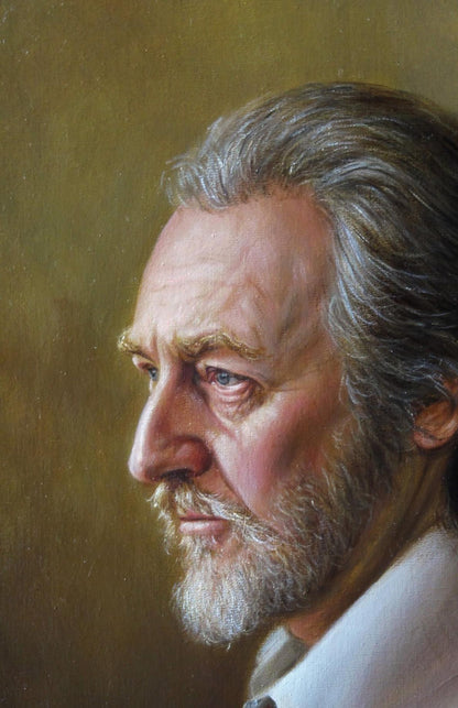 Oil painting Sight Valeriy Bulat: realistic gray-haired bearded man portrait