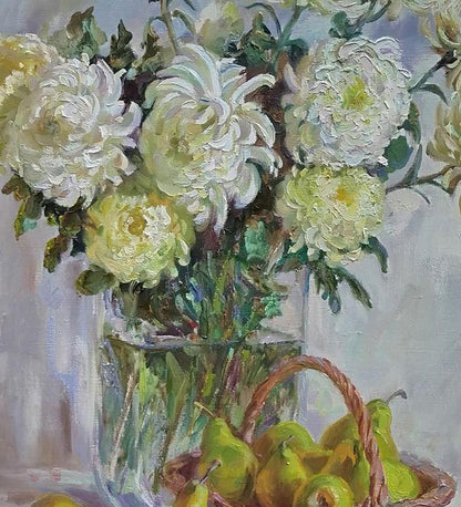 Oil painting Pears with flowers by Leonid Pavlenko: white and pale yellow chrysanthemums in vase