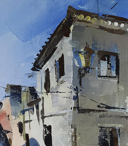 Oil painting of city streets by Volodymyr Gluhomanyuk, textured white building