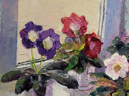Oil painting Gloxinia in a vase by Boris Serdyuk with purple flowers