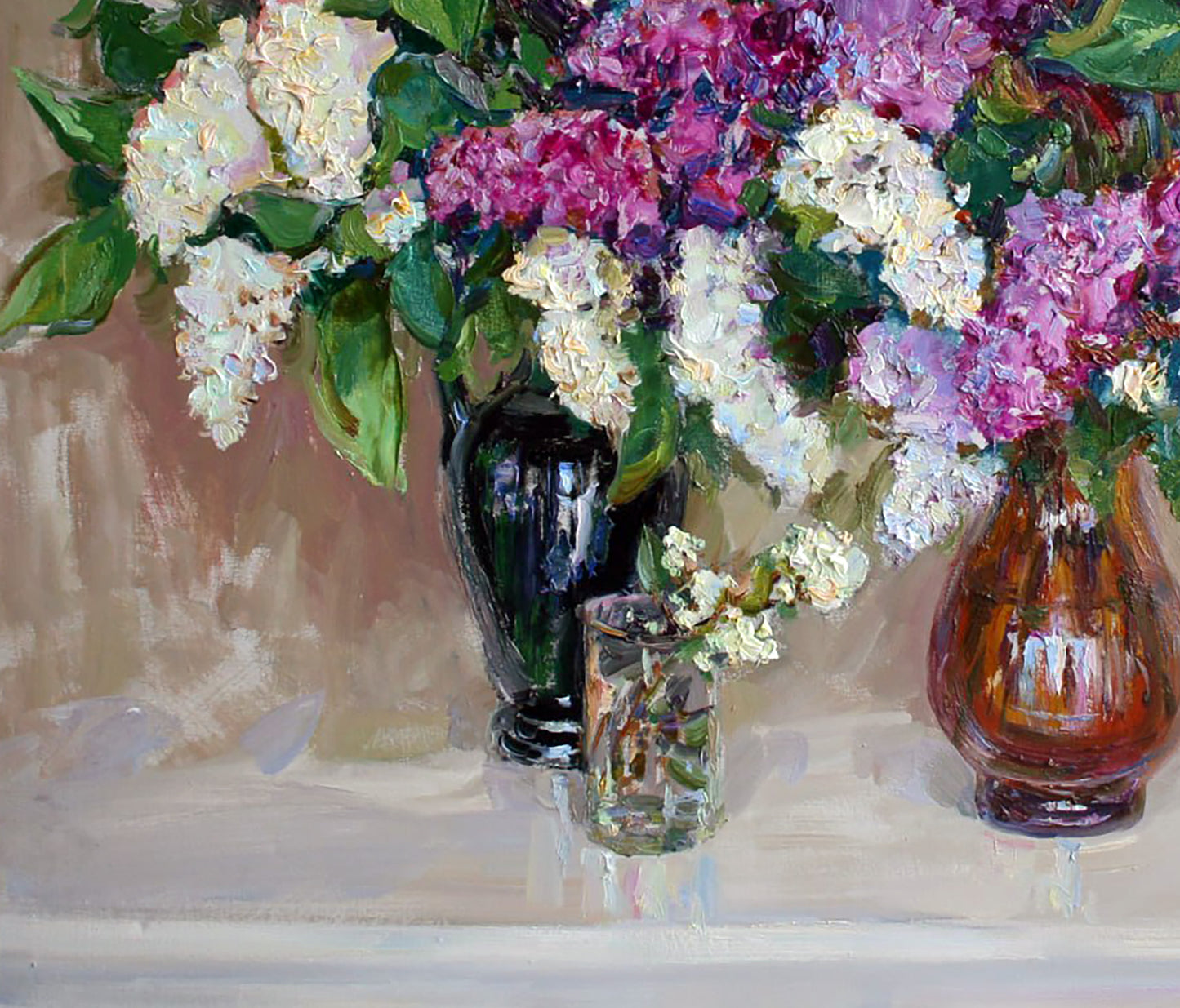 Oil painting of lilac bouquet in green vase by Leonid Pavlenko