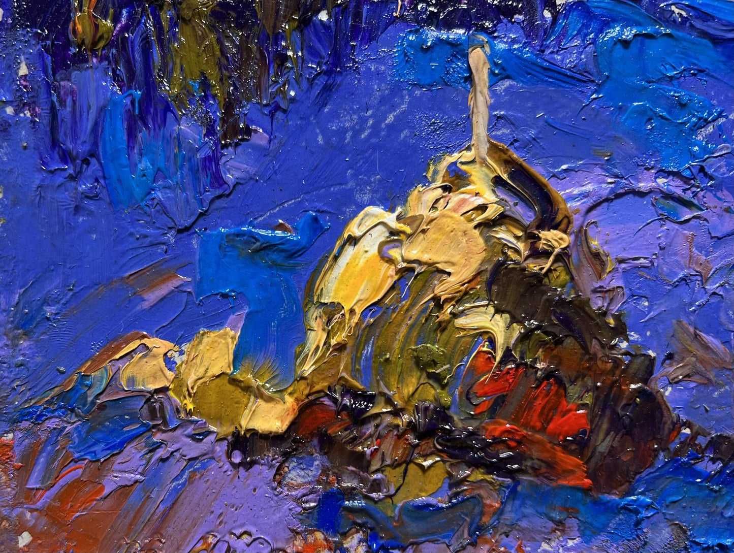 Oil painting The last rays of the sun by Oleksiy Ivanyuk, golden impasto on blue-purple background