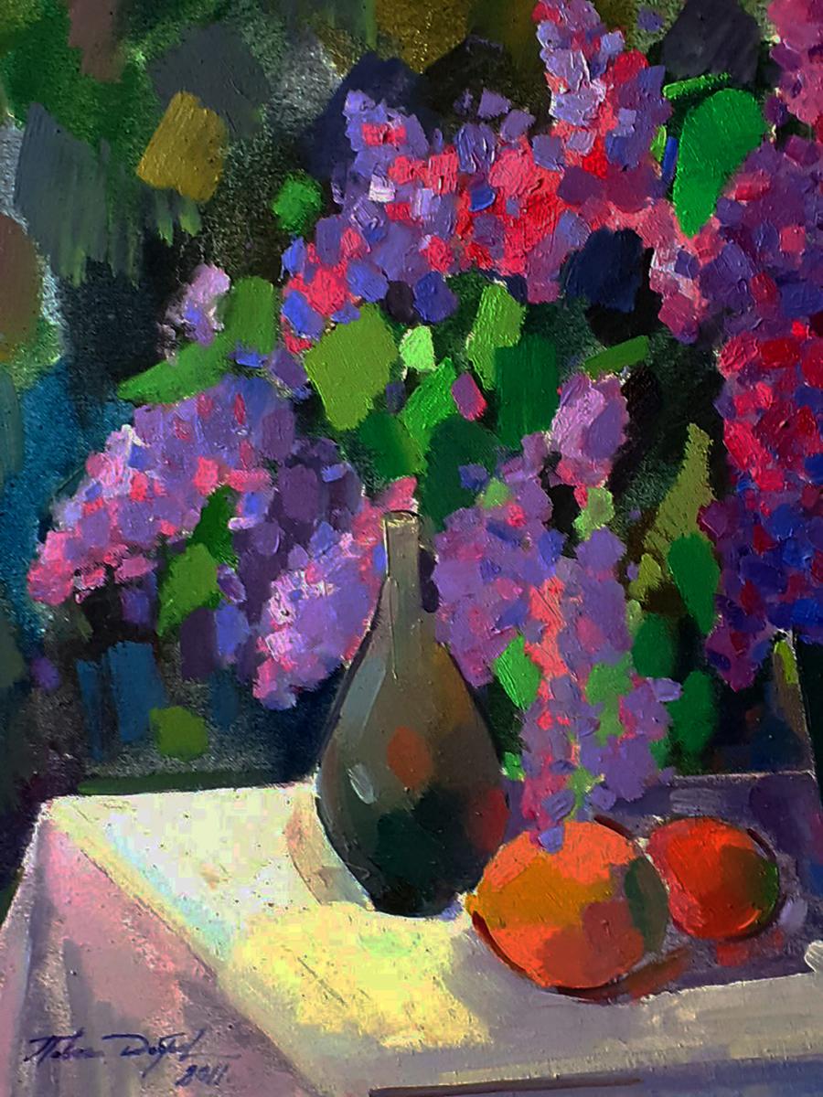 Oil painting of lilac blooms by Pavel Dobrev with dark glossy vase