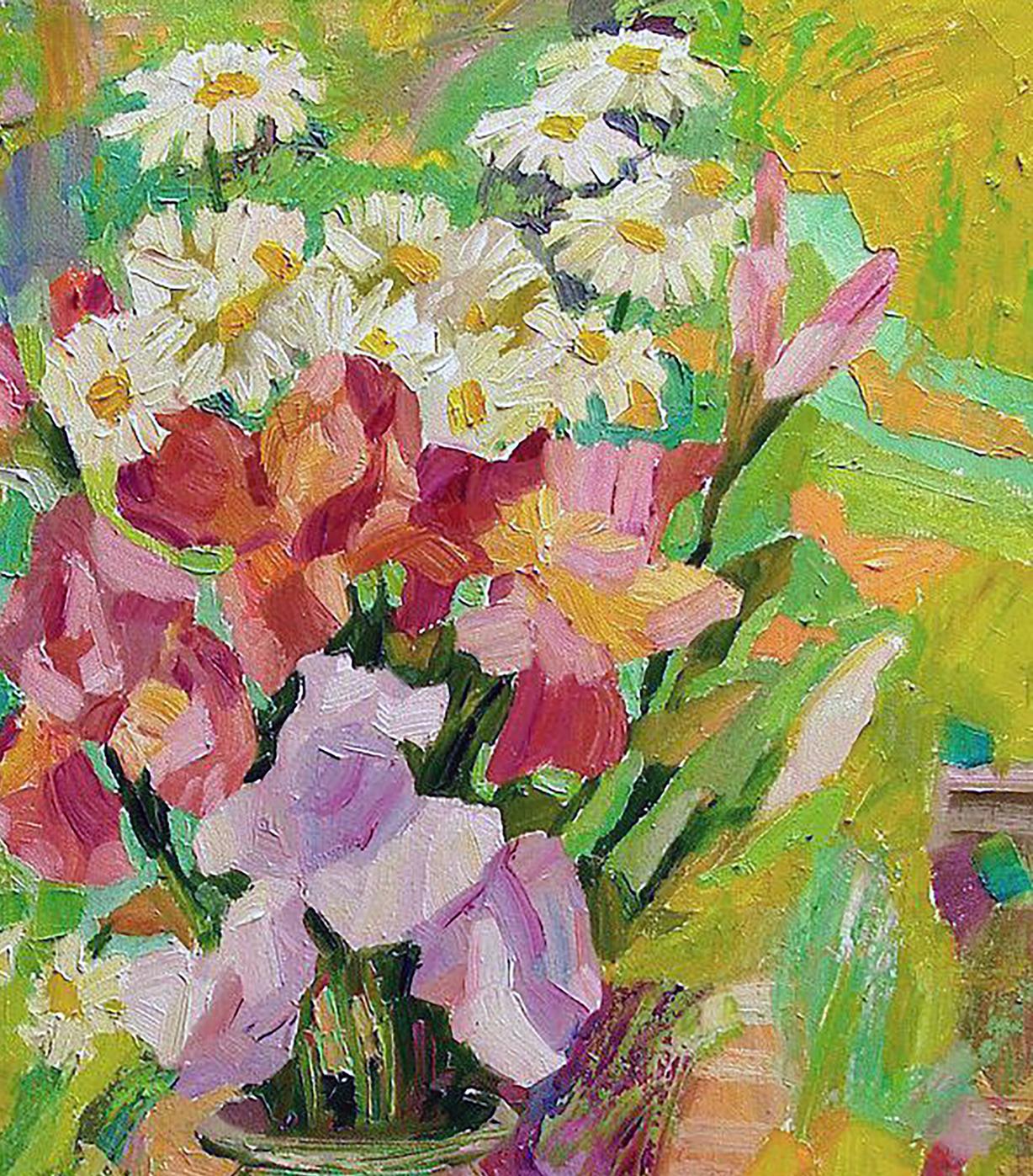 Vibrant impressionist oil painting Spring bouquet by Tatyana Shulyak