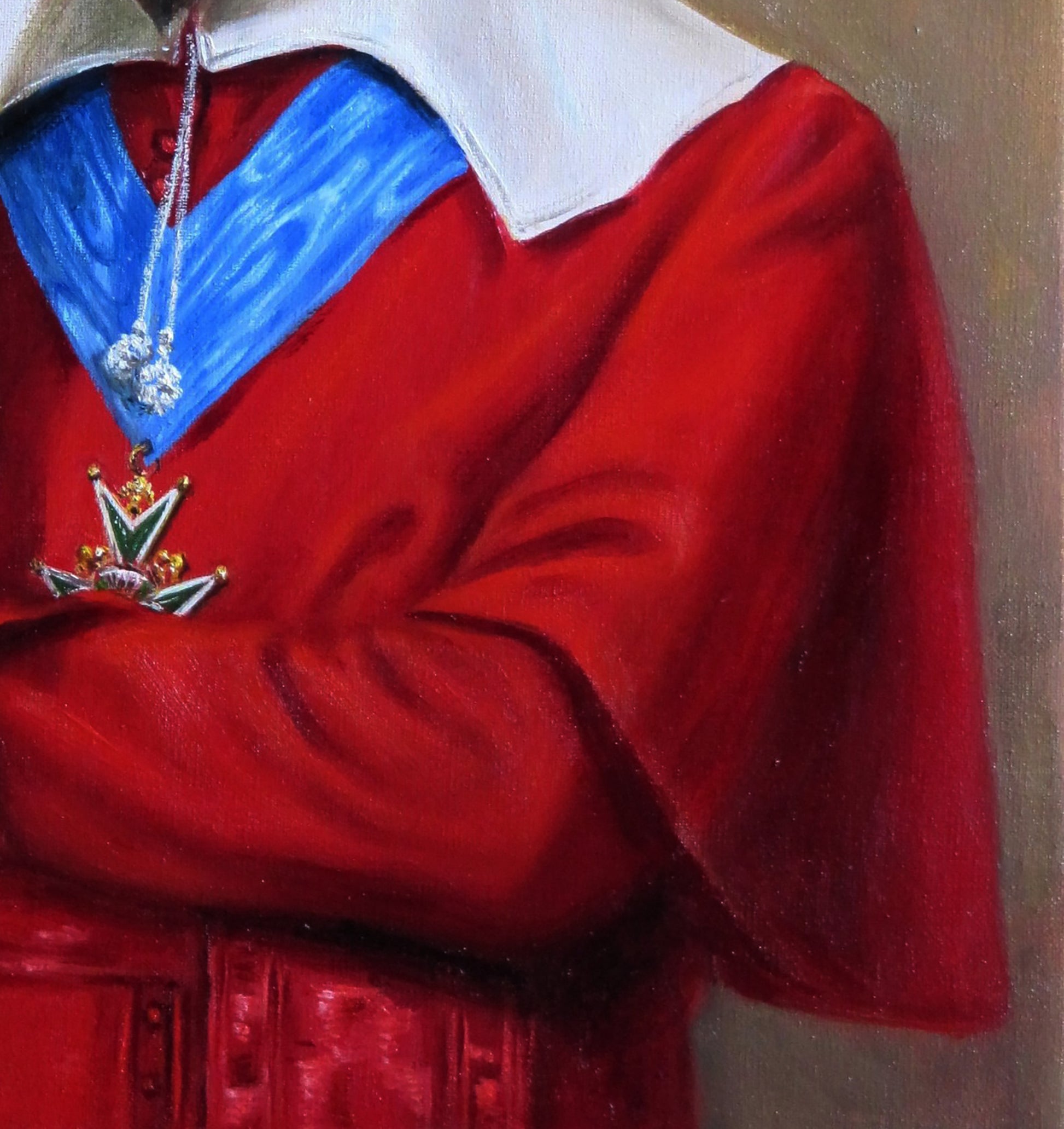 Oil painting Richelieu Valeriy Bulat: gold green crown medal on silver chain over red garment