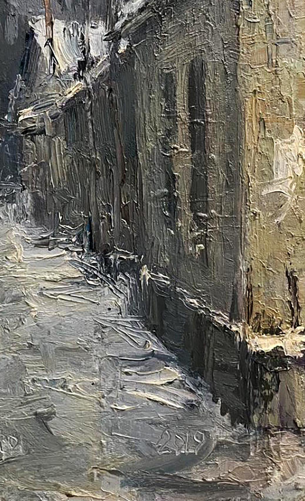 Textured oil painting of snowy alleyway by Volodymyr Pashchenko