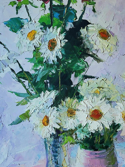 Vibrant impasto oil painting of daisies and roses bouquet by Boris Serdyuk