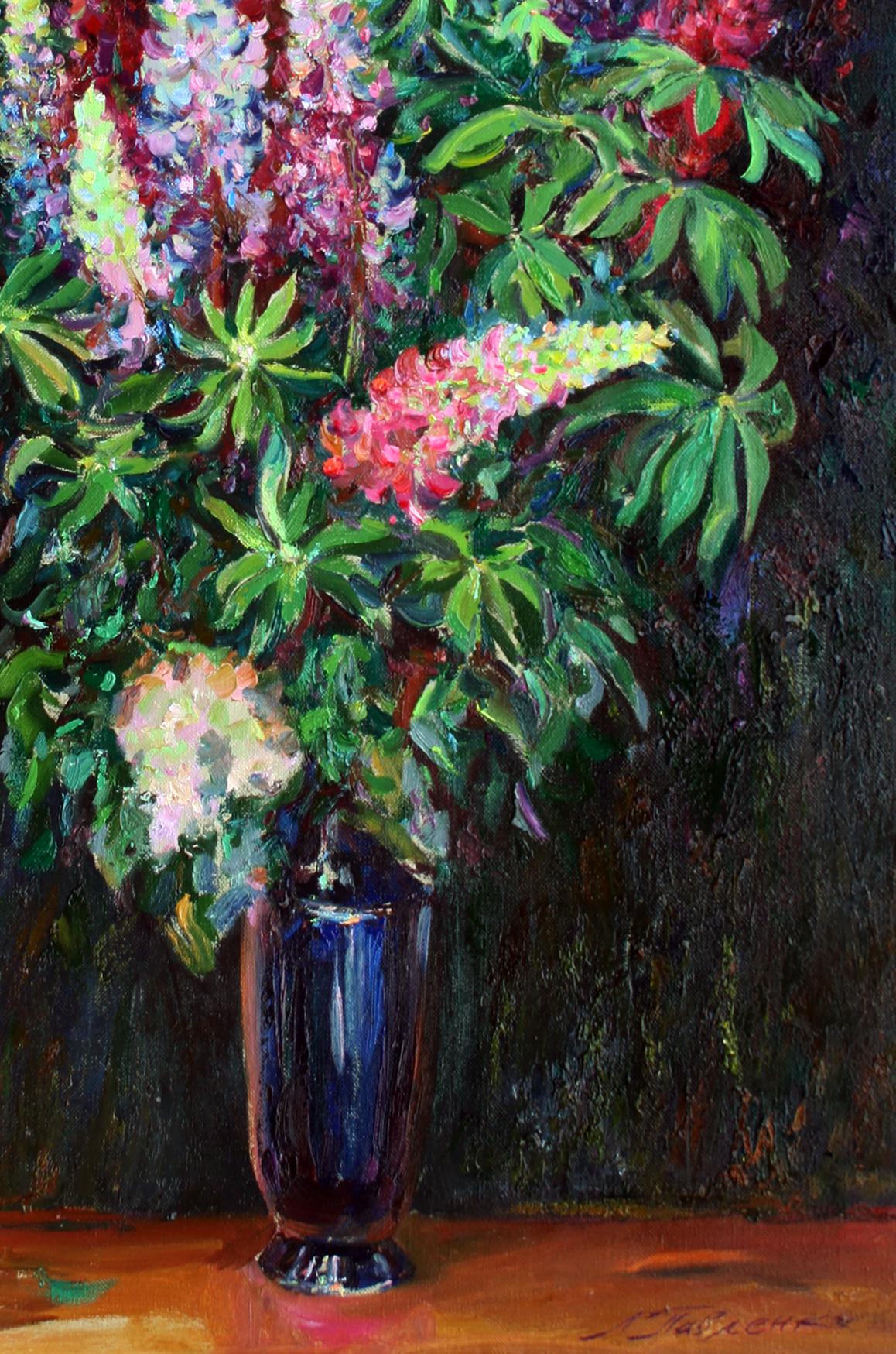 Oil painting of vibrant purple pink white lupines by Leonid Pavlenko in blue vase
