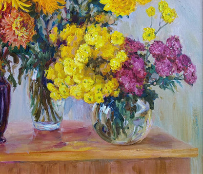 Oil painting of vibrant yellow, purple, orange chrysanthemums by Leonid Pavlenko