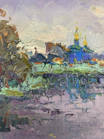 In this artwork, Ivanyuk portrays the tranquility of dusk