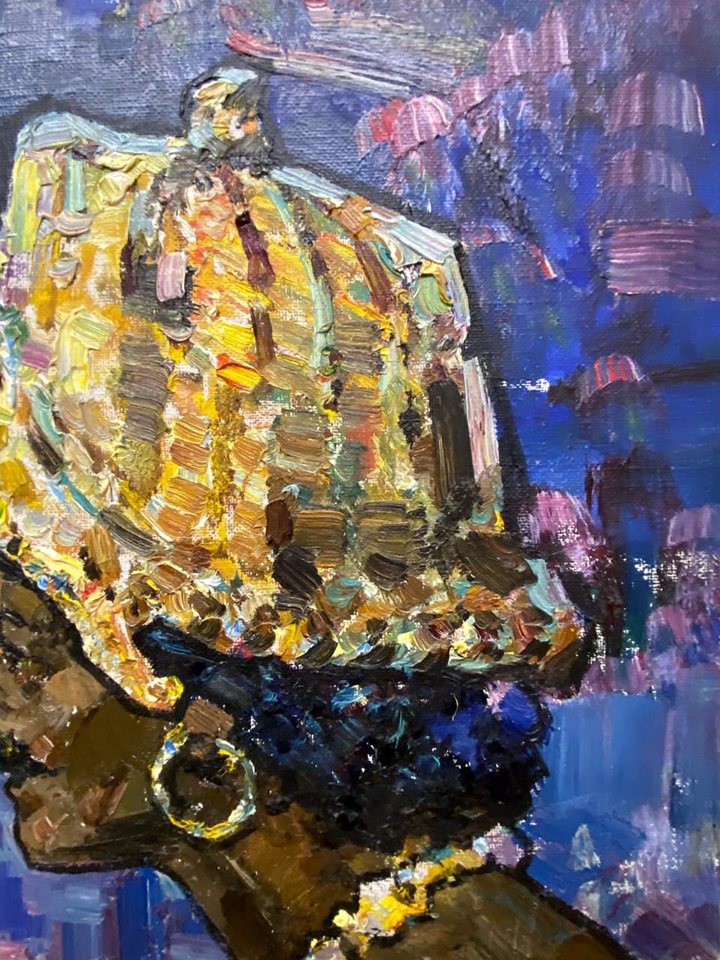 Oil painting Hindu Stil Leonid Mikhaylovich: golden-yellow seashell on blue-purple strokes