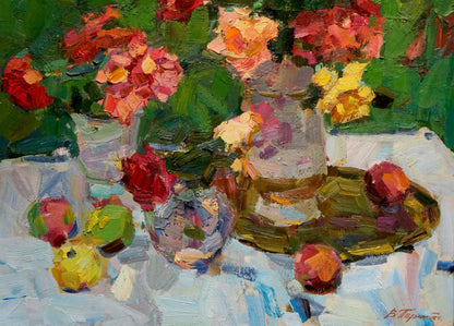 Oil painting Trojans and fruits Viacheslav Pereta: vibrant red pink yellow flowers in glass vase