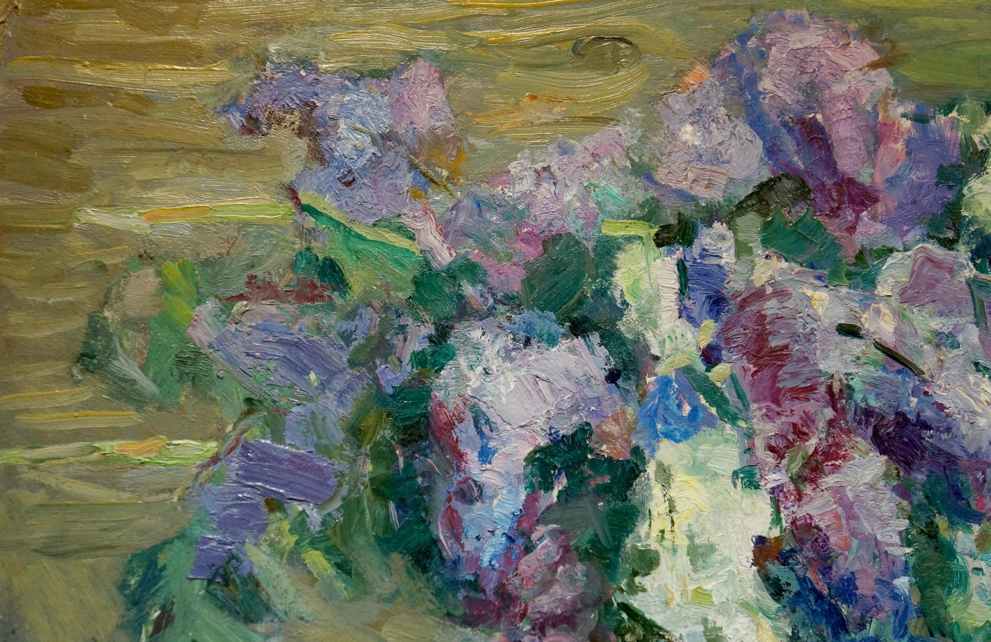 Vibrant impressionist oil painting of purple pink lilacs by Vera Dovgalevskaya