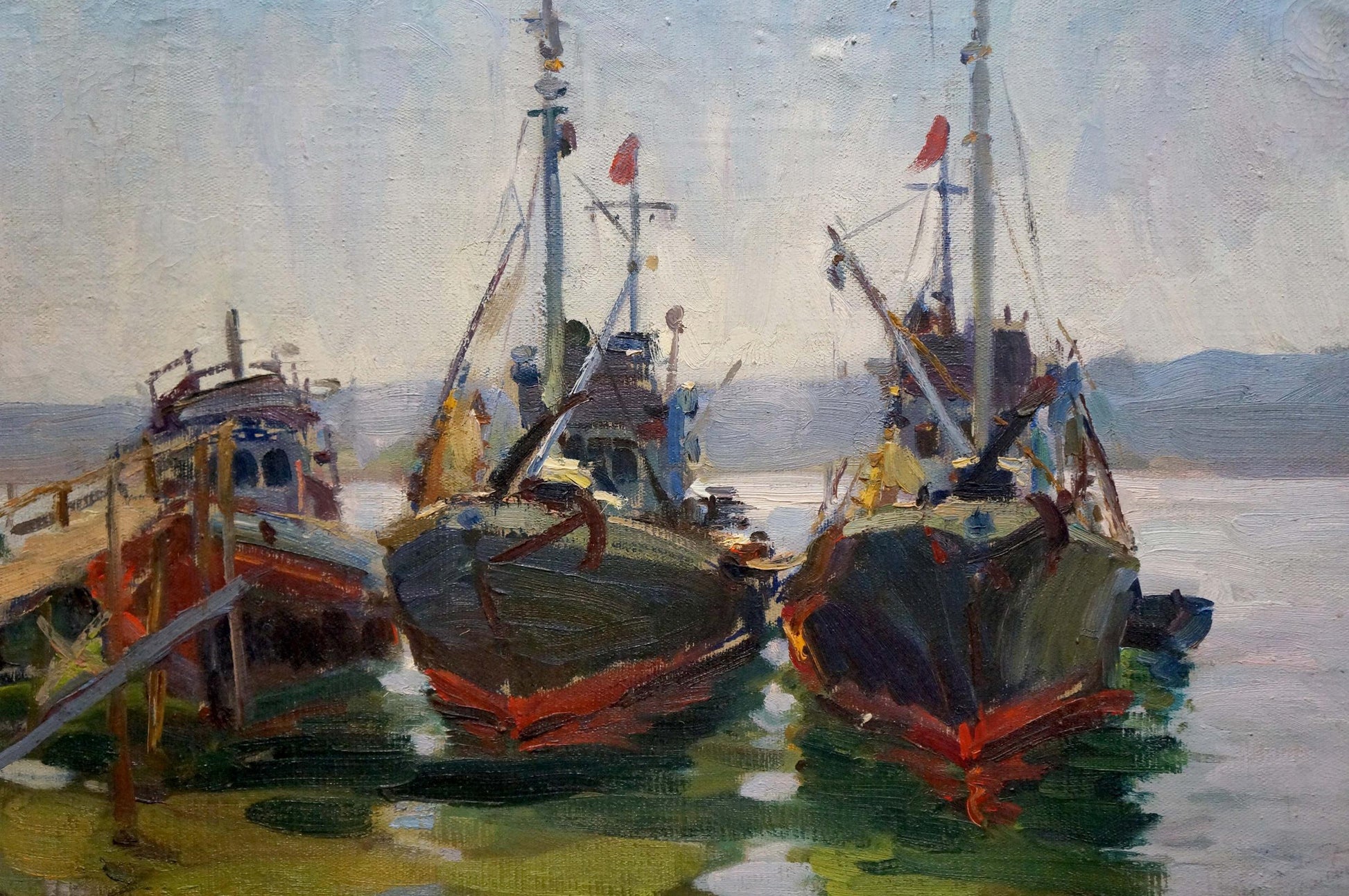 Oil painting by Kolomoitsev Petr Mikhailovich: three red-hulled boats in harbor