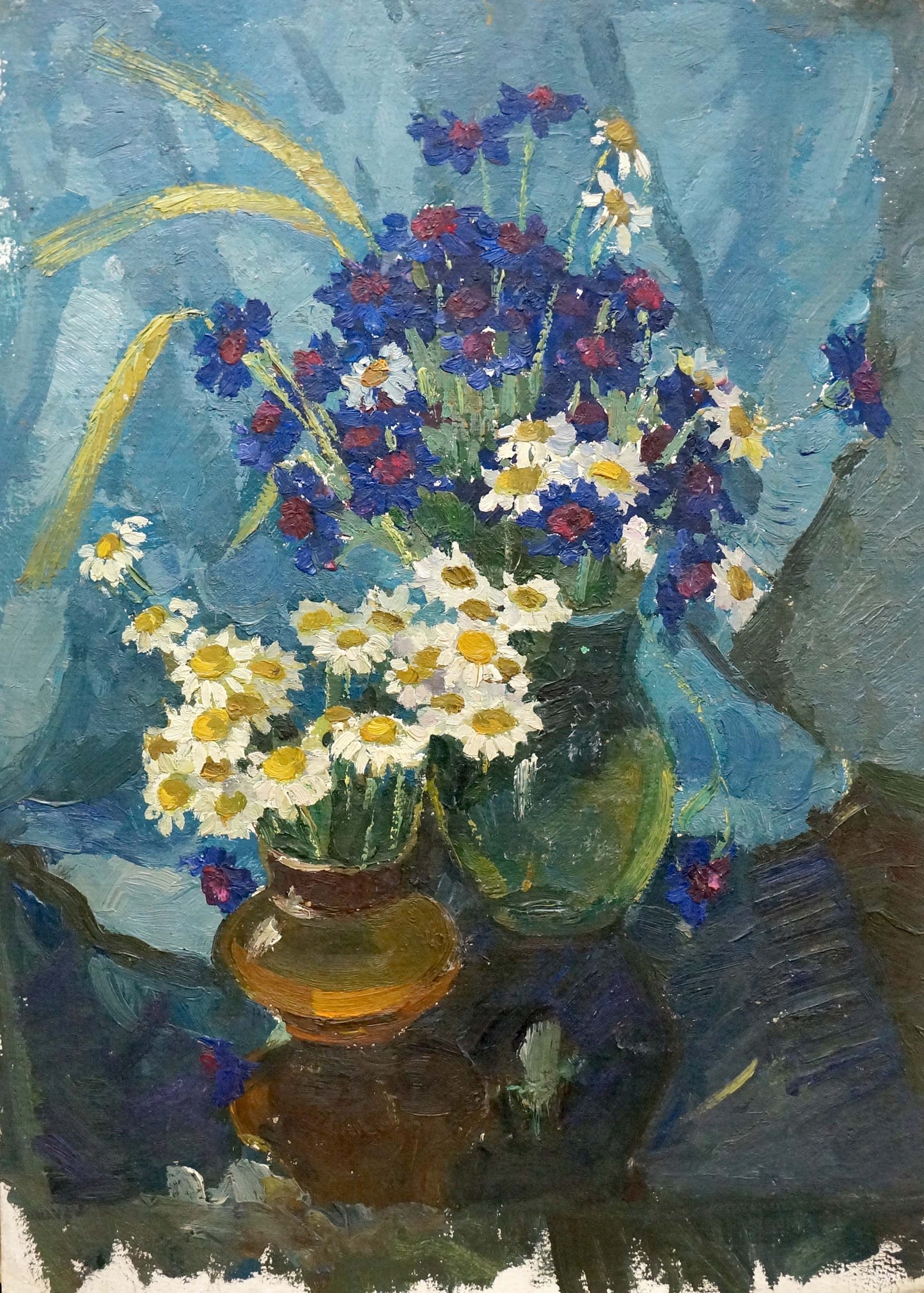 Oil painting by Zinaida Mikhailovna Kovalevskaya: blue white daisies in amber gold green vases