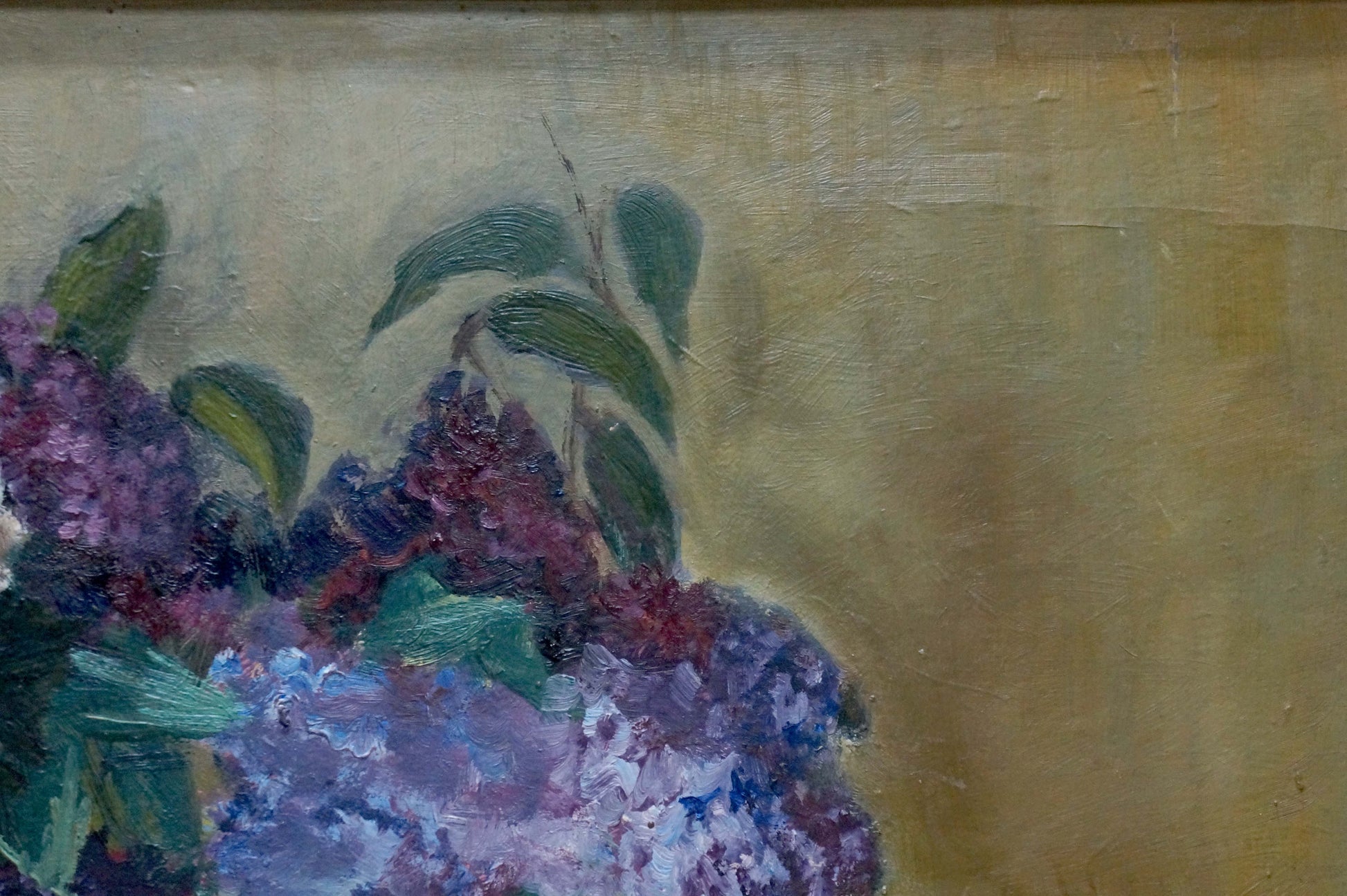Oil painting Lilac G. Shevchuk: vibrant purple-blue blossoms on golden background