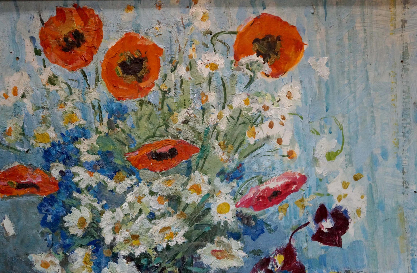 Vibrant oil painting of poppies and daisies by Kapkanets Tamara Nikitichna