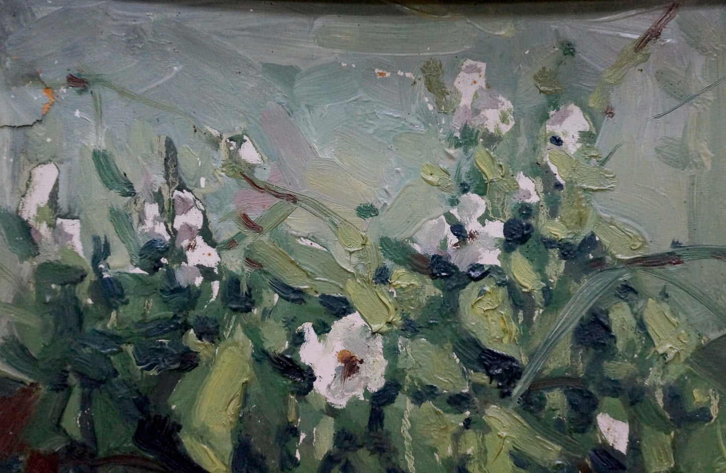 Oil painting of white flowers bouquet by Kompaniyets-Kiyanchenko Nadezhda Dmitriyevna