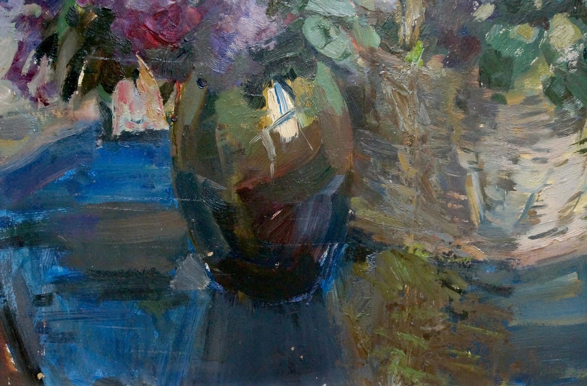 Glossy dark green ceramic vase in Zvyagintsev Rostislav Mikhailovich oil painting