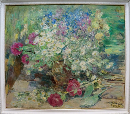 Vibrant oil painting of June flowers by Naumova Tamara Sergeevna
