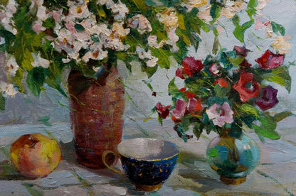 Oil painting by Evgeny Vsevolodovich Volobuev of tea and flowers in rustic vase