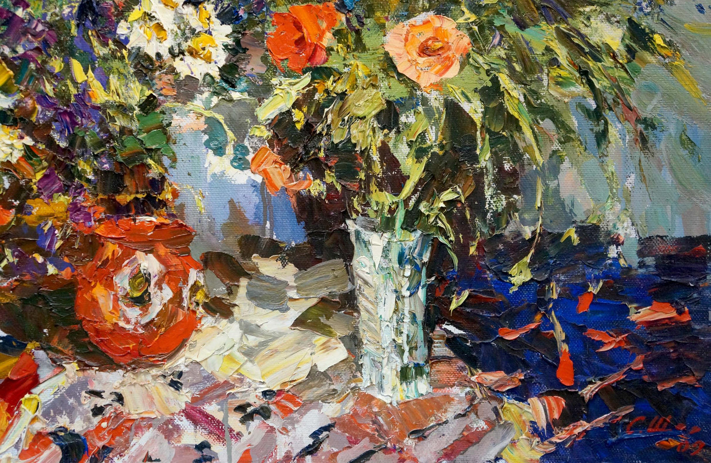 Vibrant oil painting of orange peach rose bouquet in vase by Sergey Shapovalov