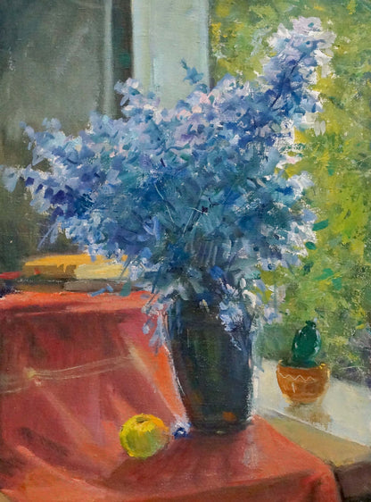Oil painting of lush blue and white lilac bouquet by Kizenko Nestor Mitrofanovych in glossy vase