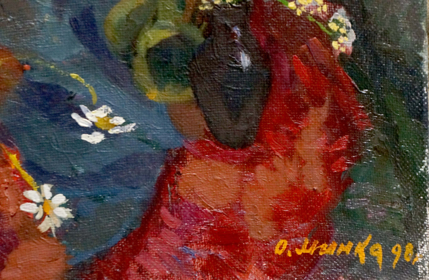 Oil painting of daisies by Mynka Alexander Fedorovich in dark glossy vase on red fabric