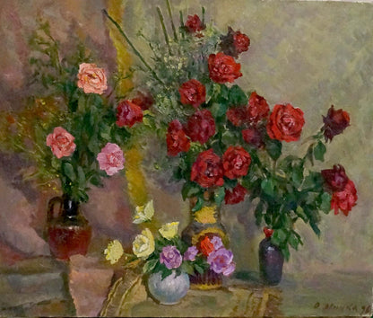 Oil painting of vibrant red pink yellow roses in ornate yellow vase by Mynka Alexander Fedorovich