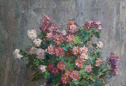 Textured oil painting of pink white roses bouquet with green leaves on gray background