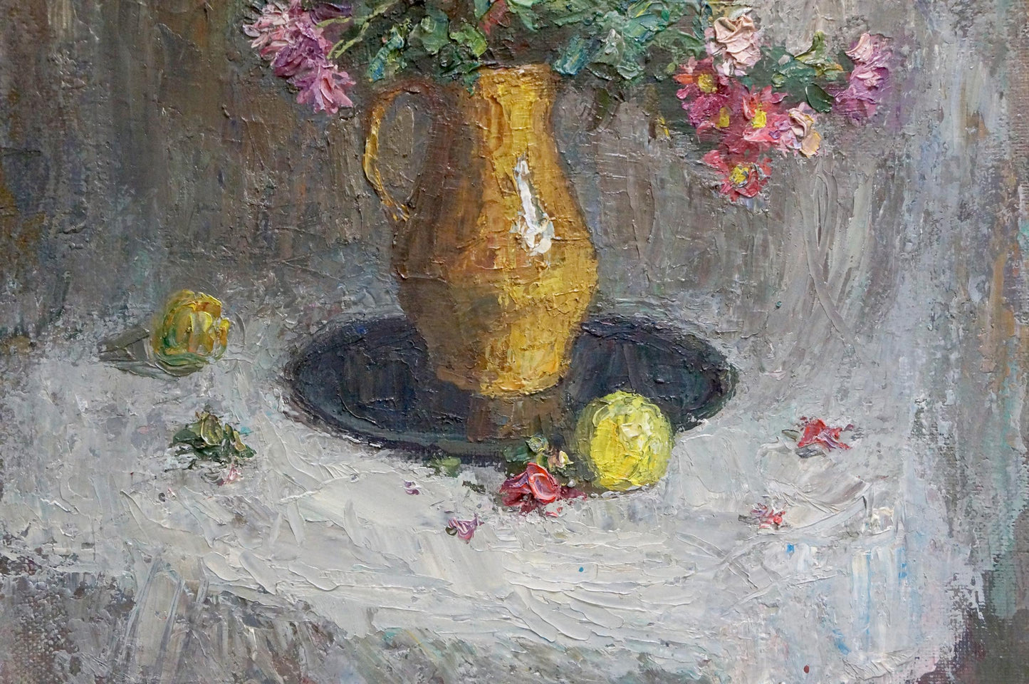 Oil painting of golden-yellow ceramic pitcher with pink green daisies bouquet